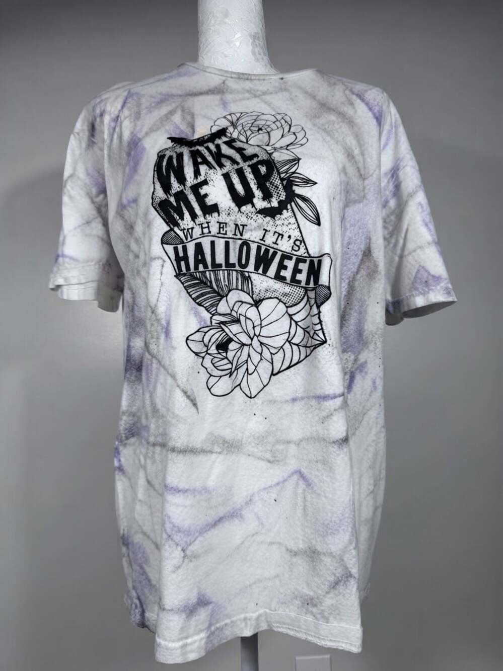Gildan Wake Me Up When It's Halloween Tie Dye T-Shirt